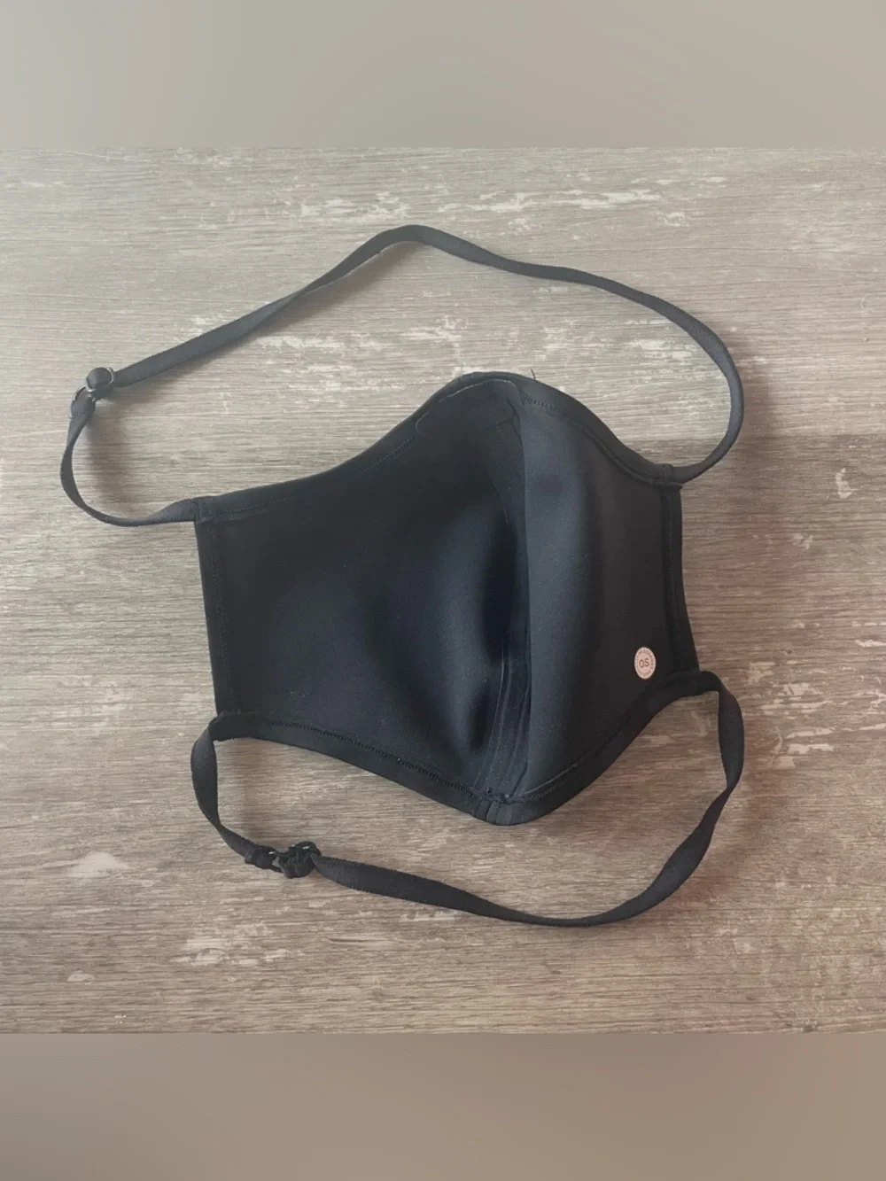Like new Lululemon Double Strap Face Mask in Heritage 365 Camo Mini Deep Coal